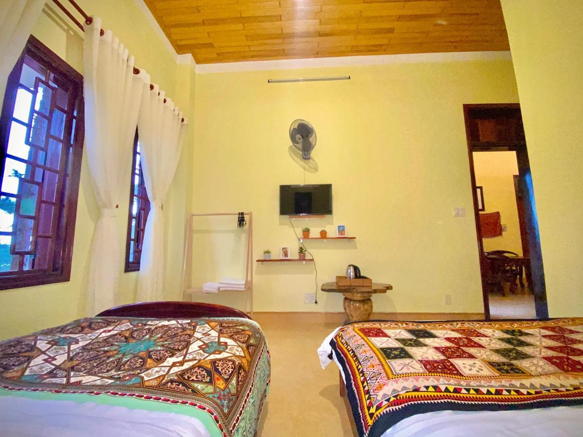 Henisi Homestay Mang Den Villa Kon Von Kla Bagian luar foto